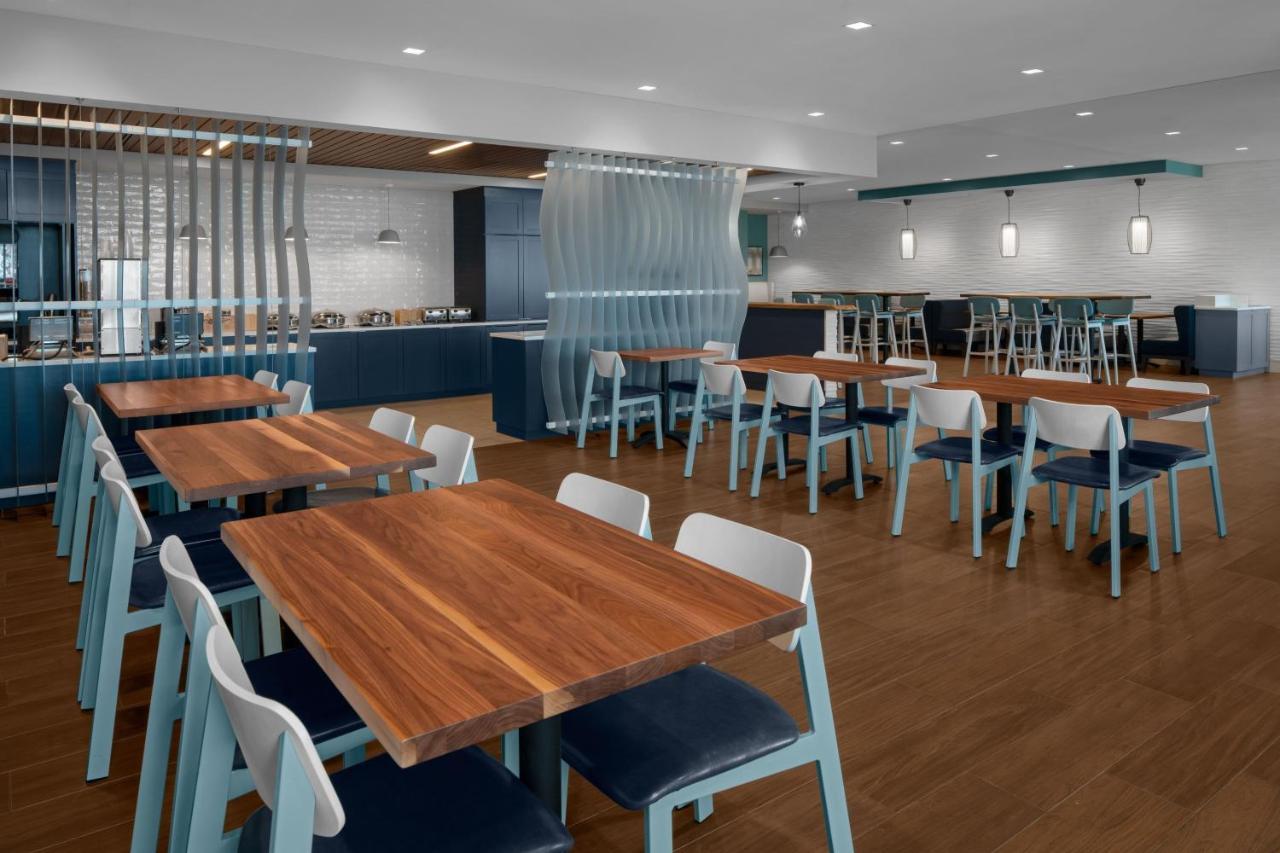 Springhill Suites By Marriott Myrtle Beach Oceanfront Экстерьер фото
